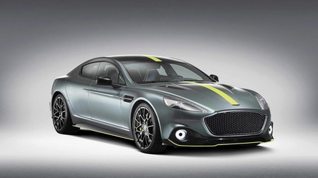 Aston Martin Rapide AMR: un cuatro puertas en edición limitada, con un V12 de 603 CV y... ¡330 km/h de punta!