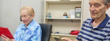 “A idade nunca foi um problema”: aos 102 anos, este aposentado ensina pessoas mais jovens a usar o Windows e smartphones, ferramentas com as quais os aposentados às vezes têm dificuldades 