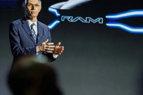 Carlos Tavares deixou a Stellantis devido a divergências sobre carros elétricos | Imagem: Stellantis