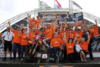 Antonio Cairoli y Gautier Paulin vencen en Holanda. Marvin Musquin, Campeón del Mundo de MX2