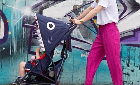 En Amazon tenemos la silla de paseo Maclaren Shark Buggy por 216,43 euros y envío gratis