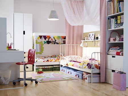 Una habitación compartida para hermanos a prueba de peleas