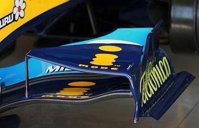 Renault F1 estrena alerón en Imola