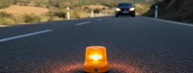 La gran guía sobre las balizas V16 en España: qué son, cuándo son obligatorias y todo sobre las sustitutas de los triángulos de la DGT