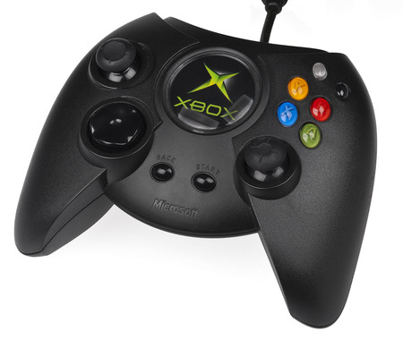 ¿Te gustó el mando de la Xbox original? Pues en Microsoft lo volverán a lanzar rediseñado para los más nostálgicos