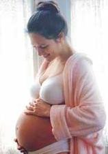 Realiza un masaje perineal para mejorar las condiciones del parto