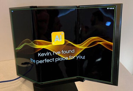 Prototipo de Samsung con pantalla triplegable