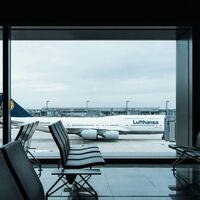 Europa no es consciente de lo que le espera con la crisis del queroseno: Lufthansa sí y ya ha tomado medidas