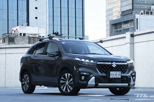 Suzuki S-Cross 2023, a prueba: un B-SUV que cumple en casi todo, pero sorprende con el precio