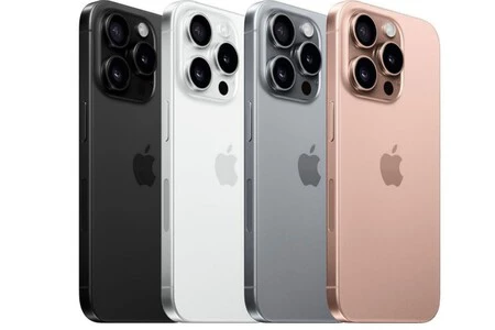 iPhone 16 Pro と 16 Pro Max の予測可能な色を示す iPhone 16 Pro のレンダリング (画像: AppleHub)