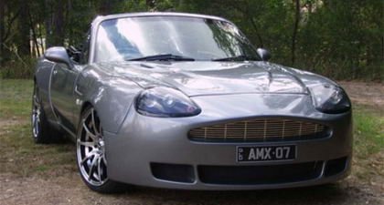 Mazda MX-5 convertido en un Aston Martin