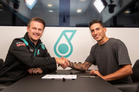 Xavi Vierge seguirá corriendo en Moto2 en 2020, pero cambia el Marc VDS por el equipo Petronas