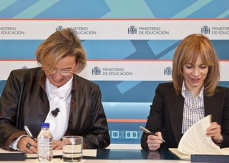 El presidente del Partido Pirata español denuncia el negocio del plan Escuela 2.0