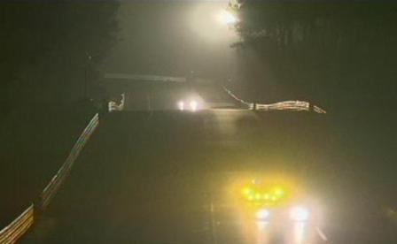 El Peugeot de Marc Gené entra en la noche como líder
