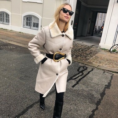Cinco abrigos de Mango vistos en el street style que podrían ser la salvación a tus looks de invierno  