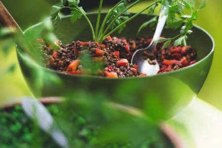 El hierro, un mineral indispensable: cuál es su función y en qué alimentos encontrarlo