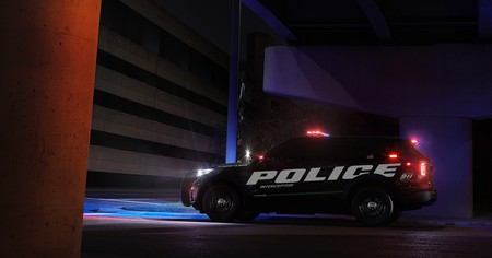 Ford Explorer Hybrid Interceptor 2