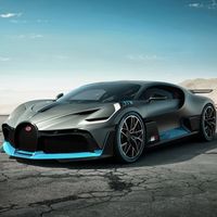 El Bugatti Divo abandona las imágenes estáticas y te acelera el pulso con su primer video en acción 