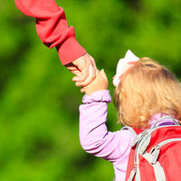 "Es muy positivo que los padres puedan estar con sus hijos en el aula", hablamos con una maestra sobre el periodo de adaptación