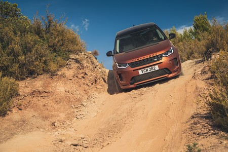 Land Rover Discovery Sport 2019 001