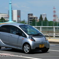 Parece que los japoneses practican una conducción más educada