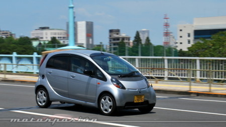Parece que los japoneses practican una conducción más educada