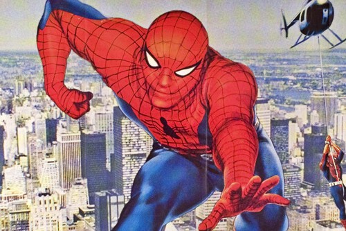 No sé si Spider-Man estrena nuevo traje o viste un disfraz cutre, pero lo que lleva me recuerda a sus peores películas 