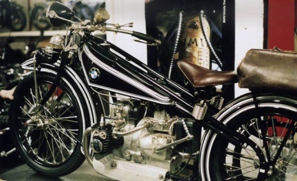 BMW R32 a 1/5 por Pere Tarragó