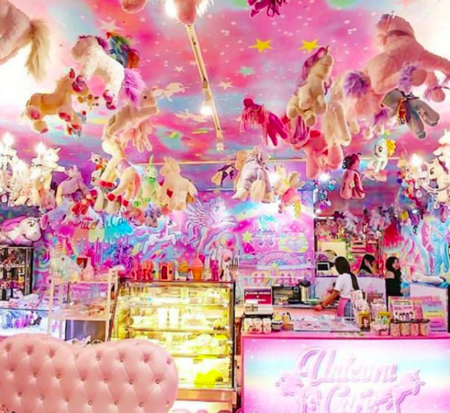 El 'Unicorn Cafe' de Bangkok: azúcar, unicornios y ponis 