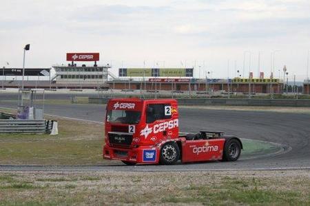Antonio Albacete camino hacia su tercer título