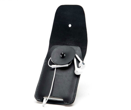 spinn-case-black-open_grande.jpg