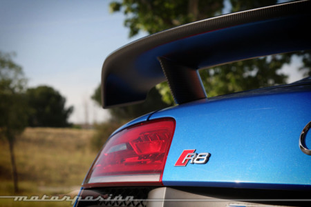 Audi R8 LMX 6