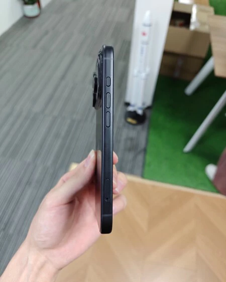 Lateral iPhone 17 Pro Lateral iPhone 17 Pro
