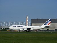 Por temor a abusos, Air France separará a los niños solos de los adultos