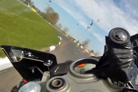 Es un día perfecto para que Antonio Maeso te cuente una vuelta onboard completa en la North West 200