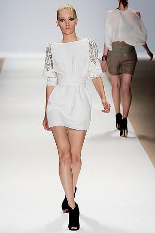 Encuentra tu vestido blanco ideal para esta primavera