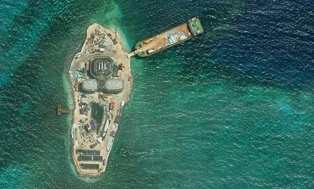 China Islas Paracelso Instalaciones Agosto 2026