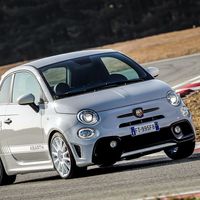 Abarth 595 esseesse: la leyenda regresa con una nueva cara y mayor poder 