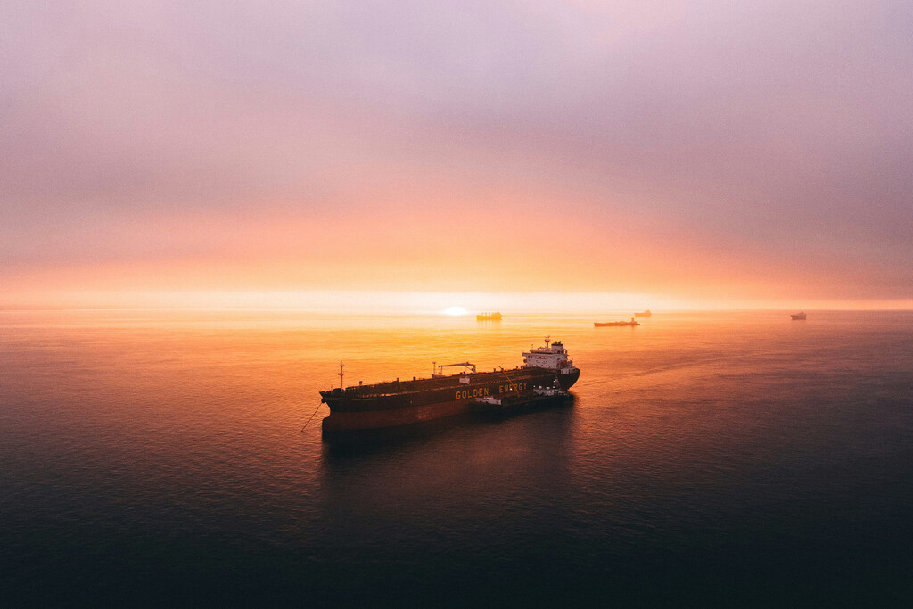 EEUU está asfixiando energéticamente a Cuba. La respuesta de Rusia es enviar dos megabuques cargados de petróleo