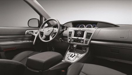 Ssangyong Rodius 2019 170