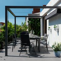 Leroy Merlin tiene rebajada la pérgola que va a sustituir al toldo y es perfecta para disfrutar del exterior