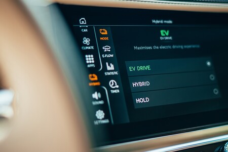 Bentley Flying Spur Hybrid 2021 007