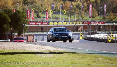 Audi Gama S y TT RS Plus, presentación y prueba en el Circuito del Jarama