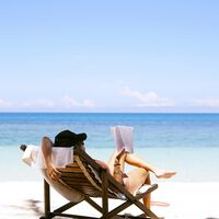 Ante el dilema de si para desconectar son mejores unas vacaciones largas o unas cortas, la ciencia tiene muy clara su respuesta