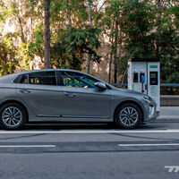 El invierno reduce la autonomía de los coches eléctricos; el calor extremo aún más. Cómo afectan las temperaturas superiores a 35ºC a las baterías