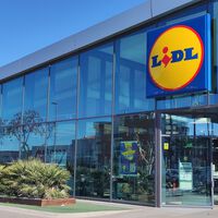Las tijeras cortacésped arreglasetos a batería de Lidl tienen dos funciones y están más rebajadas que nunca 