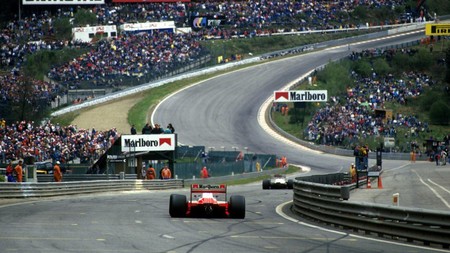 Eau Rouge, una curva que ahora se hace a fondo, pero que no siempre fue así