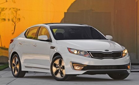 Nuevo récord guinness mundial de consumo de un coche híbrido: KIA Optima Hybrid