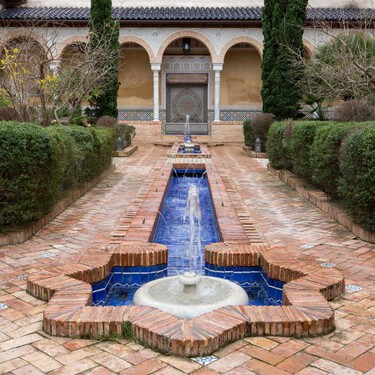 La Alhambra valenciana está escondida en un pequeño pueblo surcado por el agua que también tiene su Albufera 