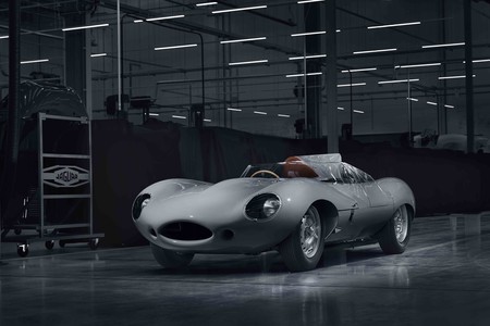 Uno de los coches más bellos de la historia revive: Jaguar fabricará 25 unidades del D-Type